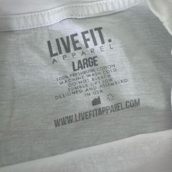 LIVE FIT Crop Tee - Picture 2 of 3